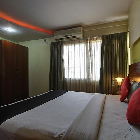 Townhouse Jp Residency Near Delhi Airport Hotel Új-Delhi Kültér fotó